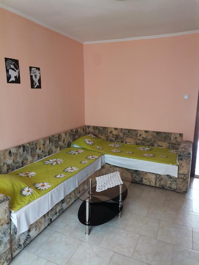 Guest House Konomaevi Sozopol Exteriör bild