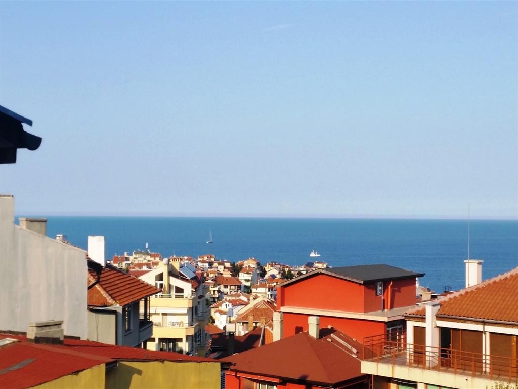 Guest House Konomaevi Sozopol Exteriör bild